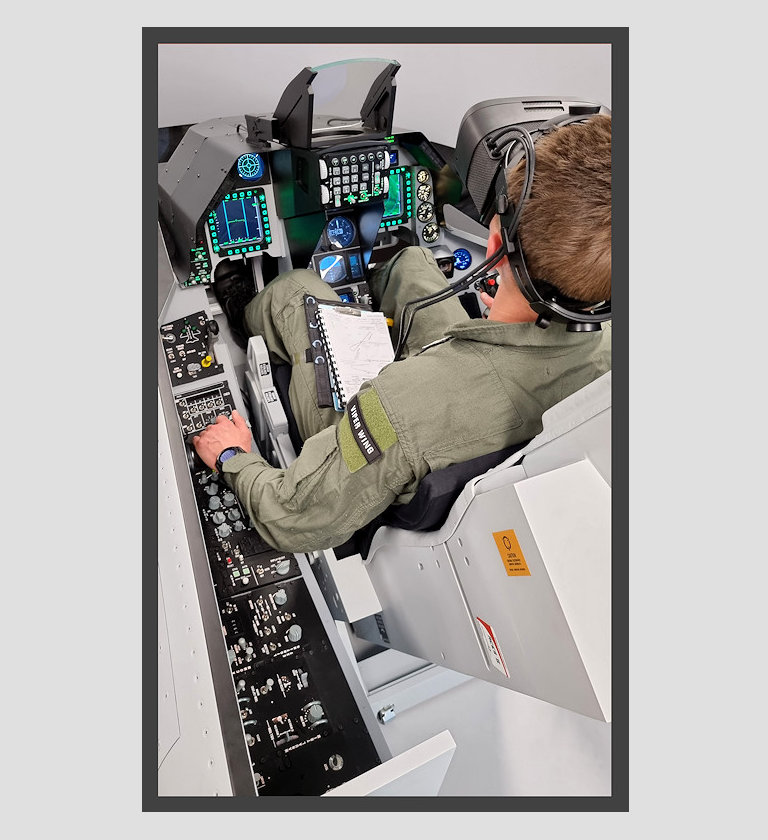 voertuig Verder Robijn F-16 simulator fighter jet cockpit - turnkey Viper